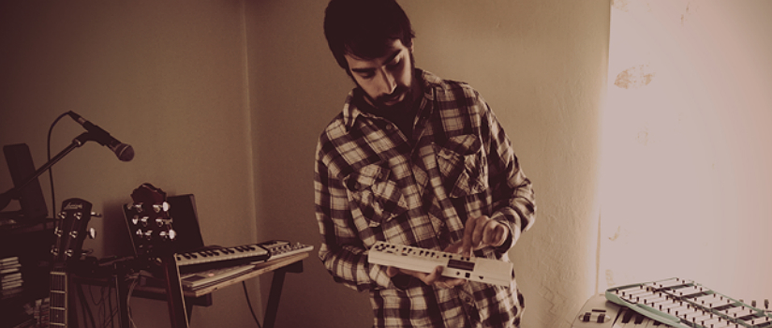 Listen: Cars and Trains – Black Birds In The Branches