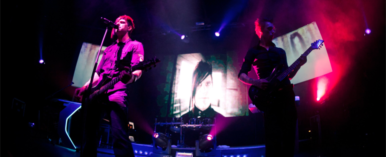 Celldweller – Unshakeable (BT & Seamless Remix)