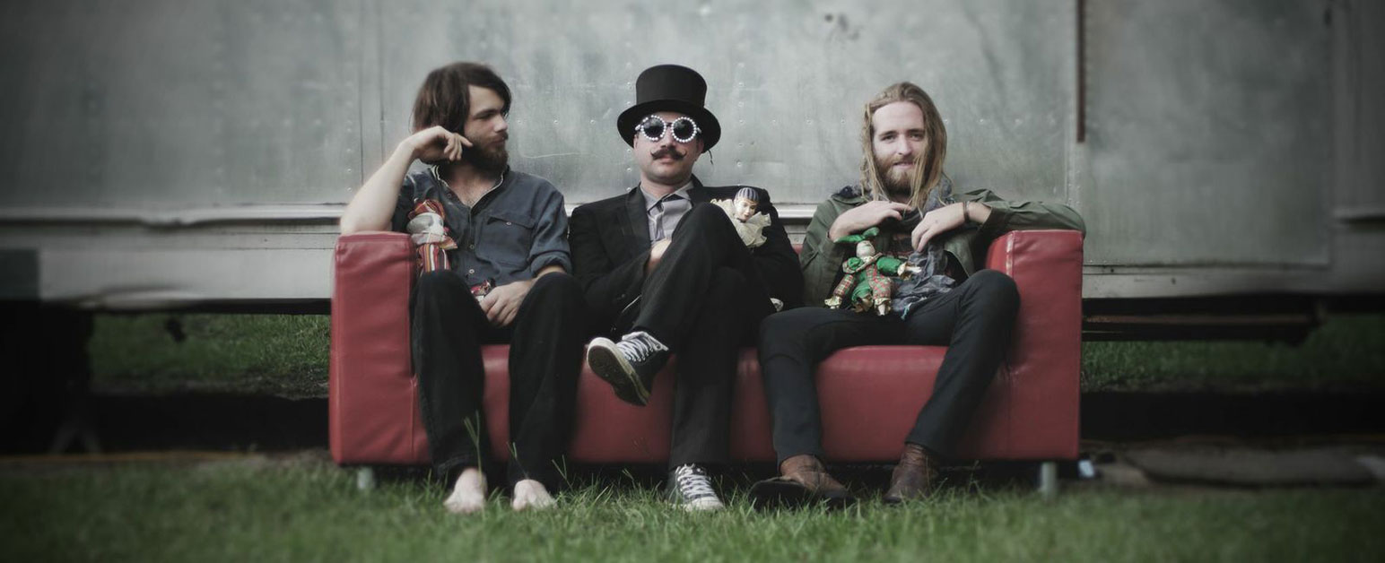 Single: i am Love – Pillar of Salt