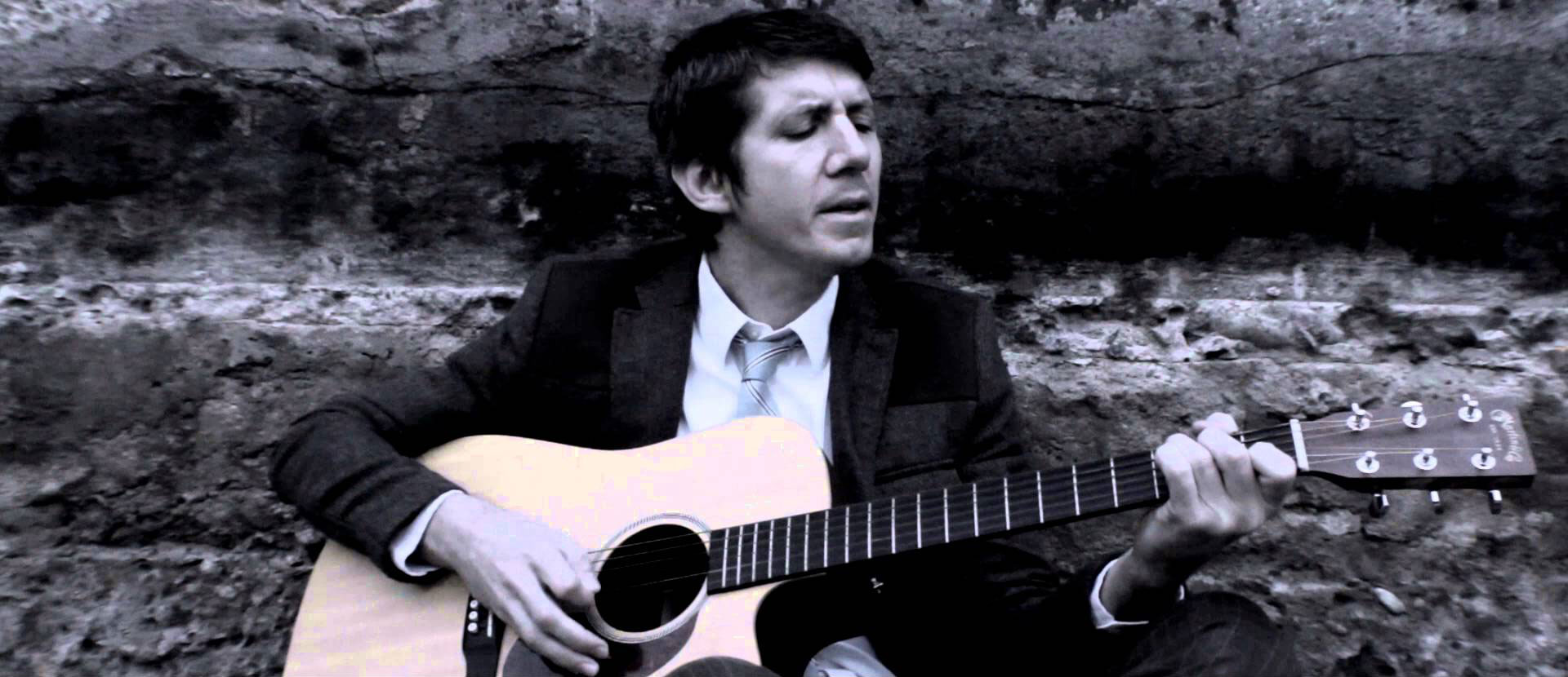 Single: John Helix – Roman Tic